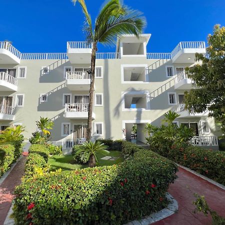 Sol Caribe Suites - Playa Los Corales - Beach Club, Wifi, Swimming Pool - Calle Aruba Пунта-Кана Екстер'єр фото